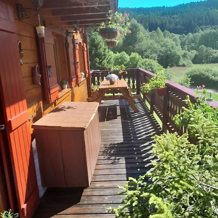 Gérardmer Situé A 3* Le Tholy