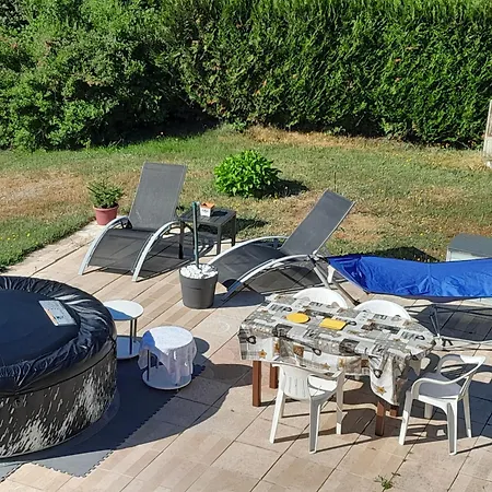 Pensión Gérardmer Situé A Le Tholy
