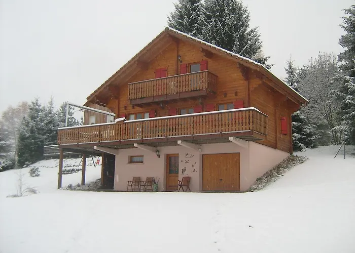 Gerardmer Situe A ゲストハウス ル・トリー